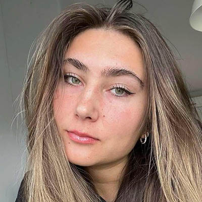 Prenez rendez-vous avec Antonia barbière